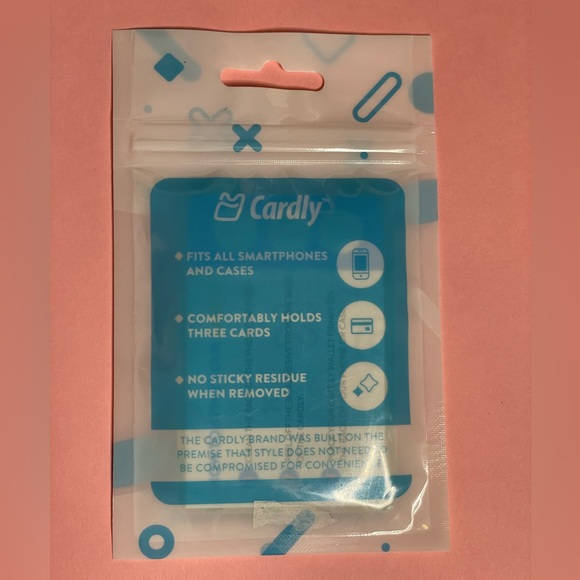 Cardly | Stylish Stick-on Wallet - Picture 3 of 4